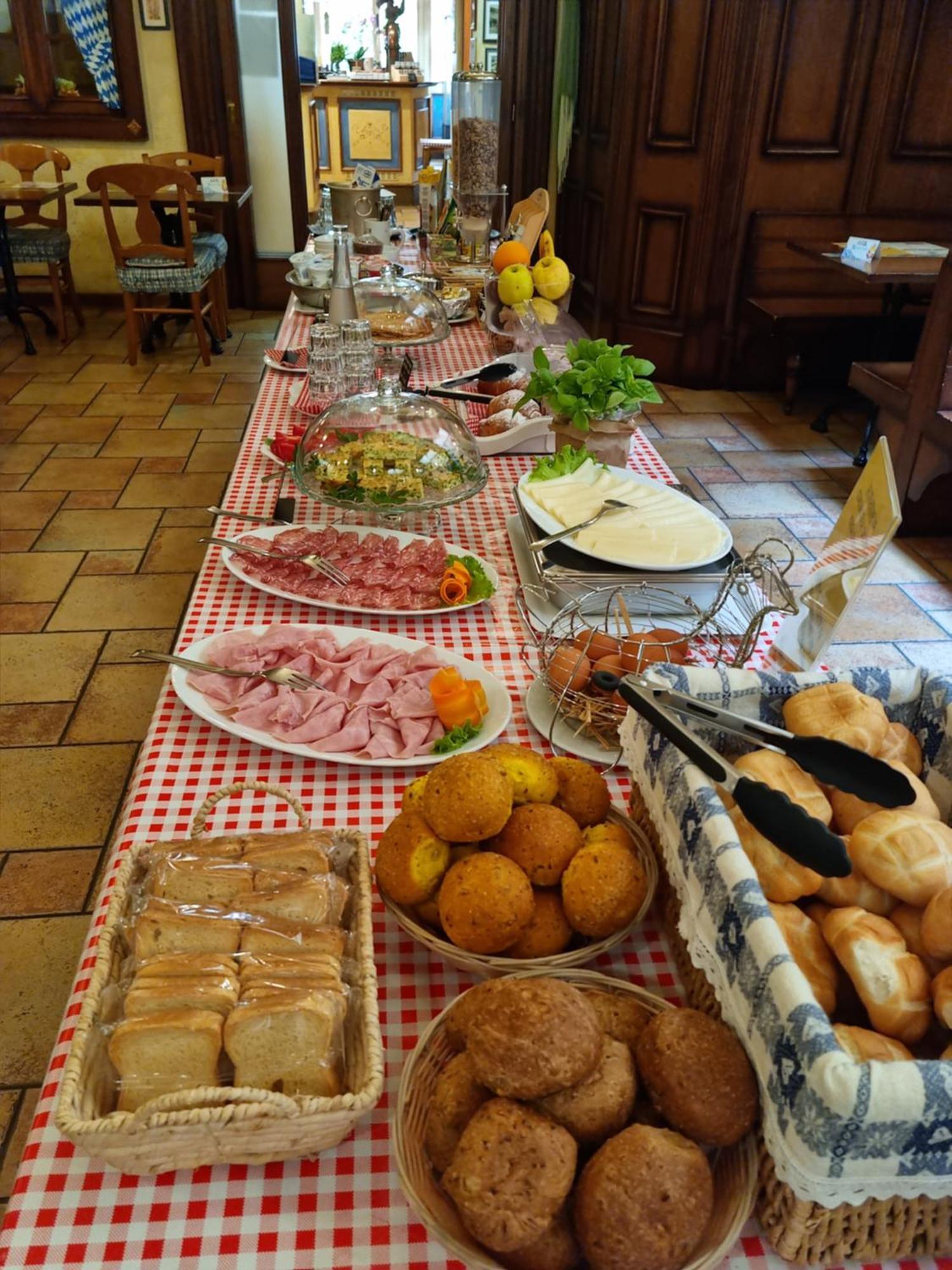 Vittoria 3* Riva del Garda